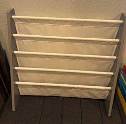 Kids bookshelf