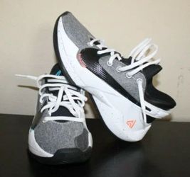 Nike women's size 7.5