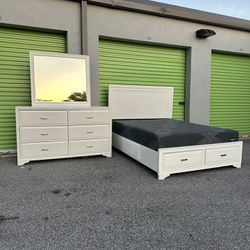 Queen bedroom srt (FREE DELIVERY AND SETUP)