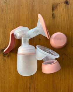 Baby items- pumps, bottles