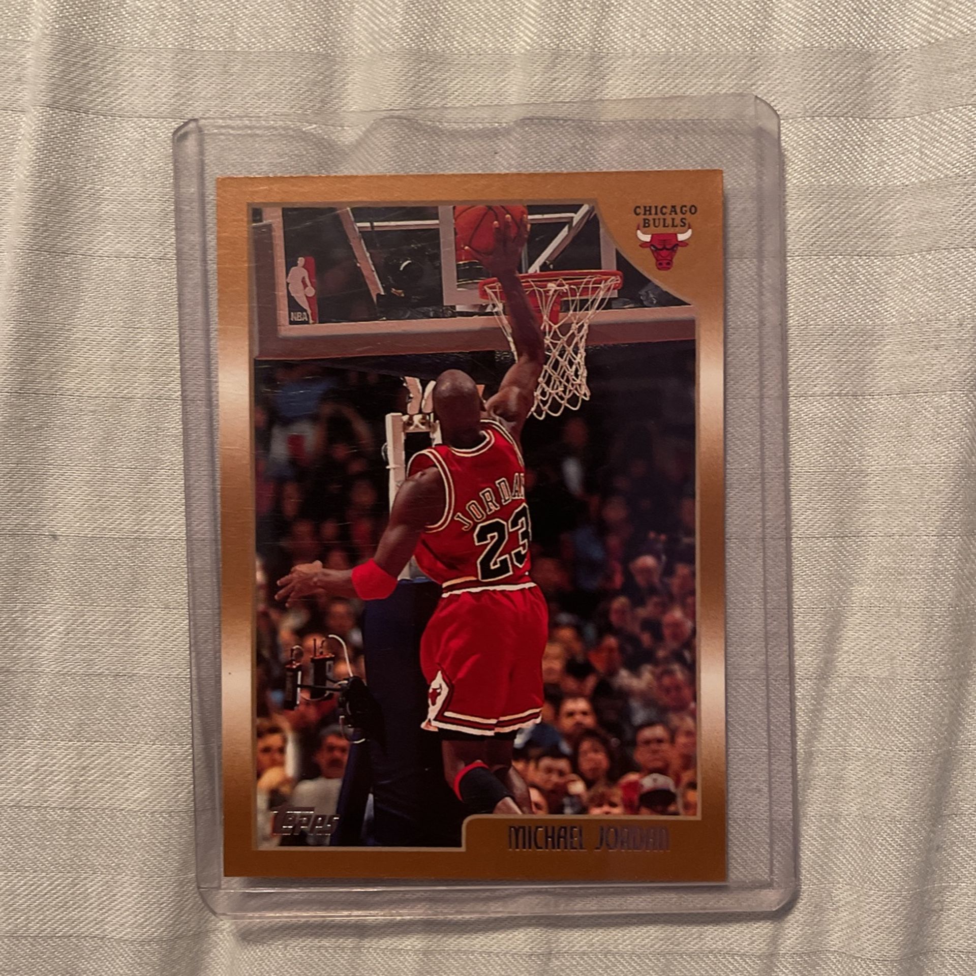 Michael Jordan 1998 Topps #77