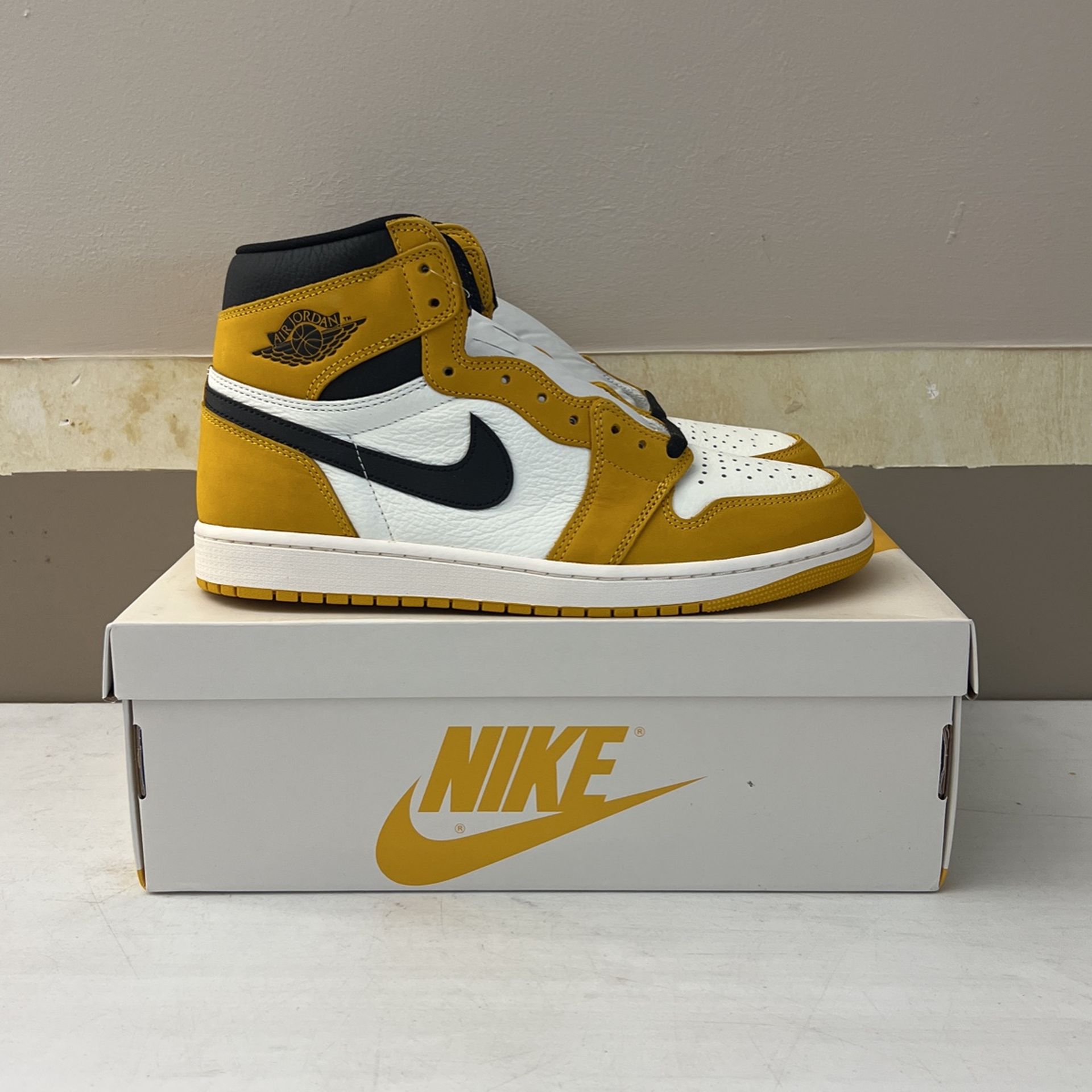 Jordan 1 Yellow Ochre (Size 10.5) Brand New