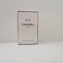Chanel N5 Paris
