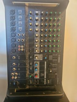 Yamaha EMX5 Powered Mixer