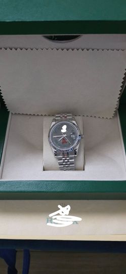 Men's luxury watch