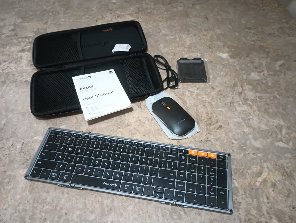 ProtoArc Foldable Keyboard and Mouse XKM01