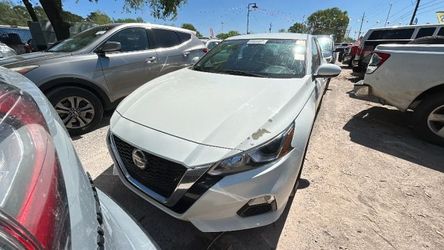 2021 Nissan Altima