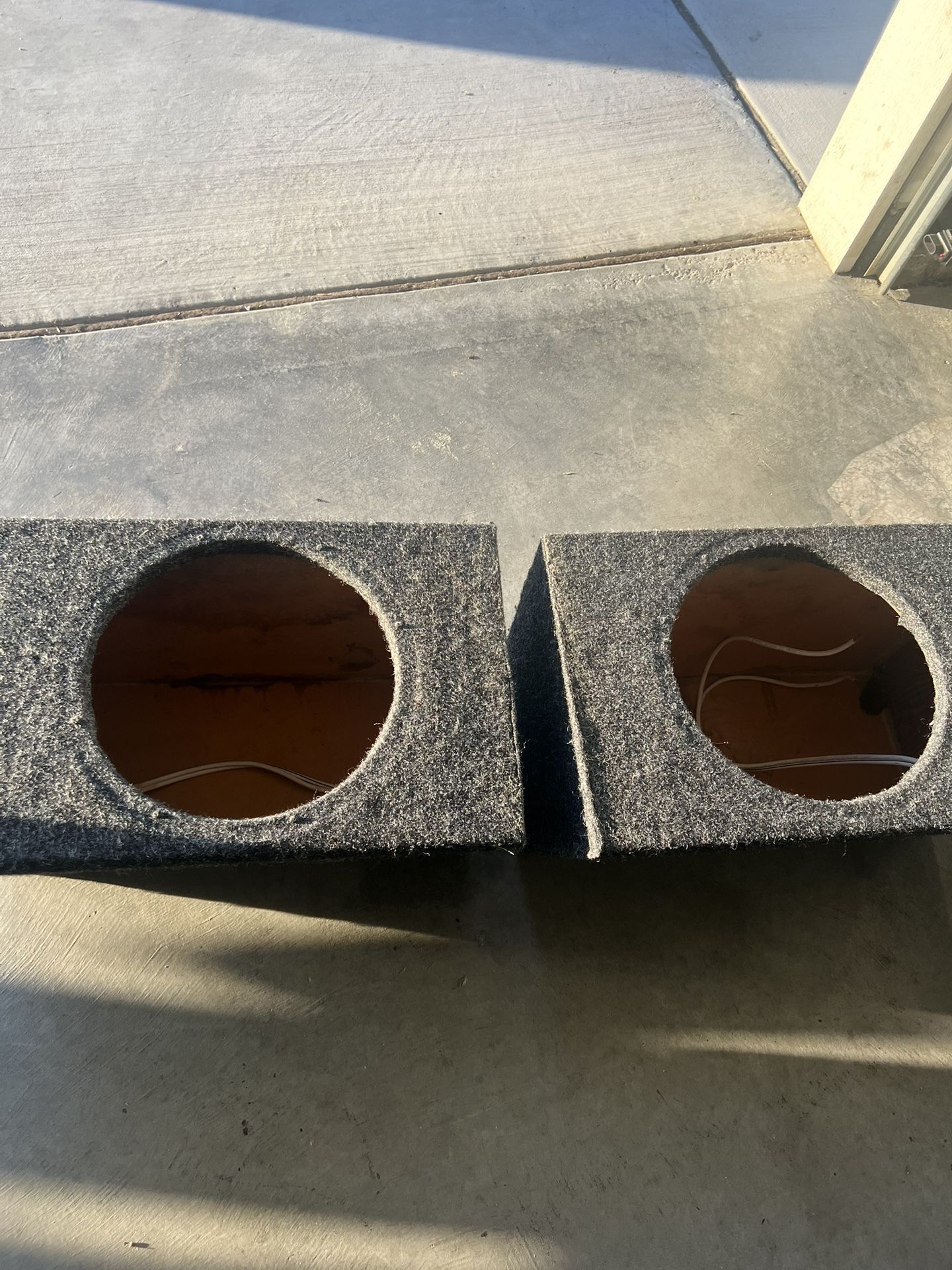 Woofer box fits 12 inch in good condition$40