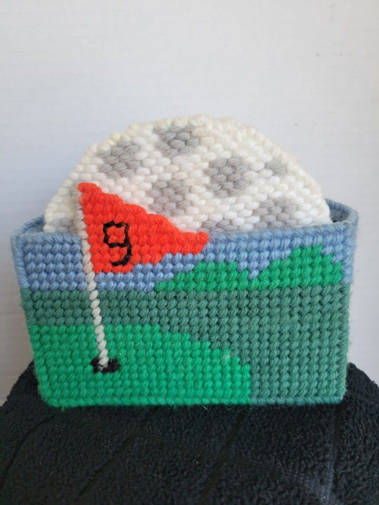 Vintage Set of 4 Handmade Yarn Crochet Style Golf Themed Coasters 4"