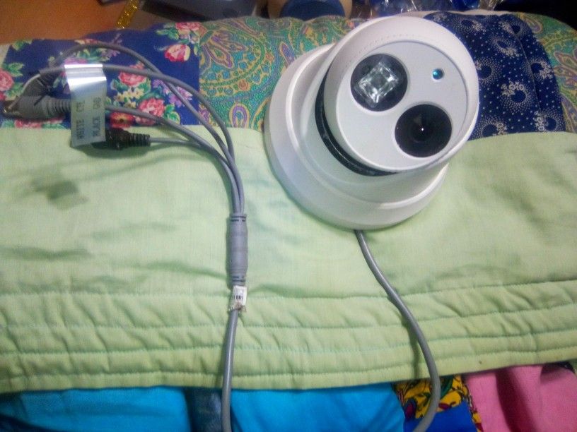 Security Cameras 10 Of Them