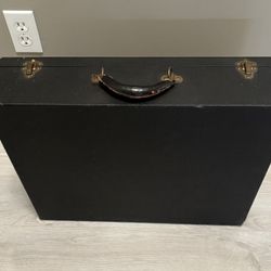 Vintage Hardshell Carrying Case