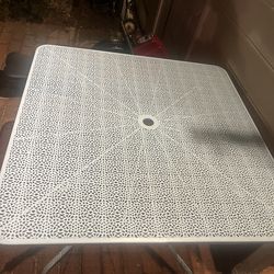Patio table metal