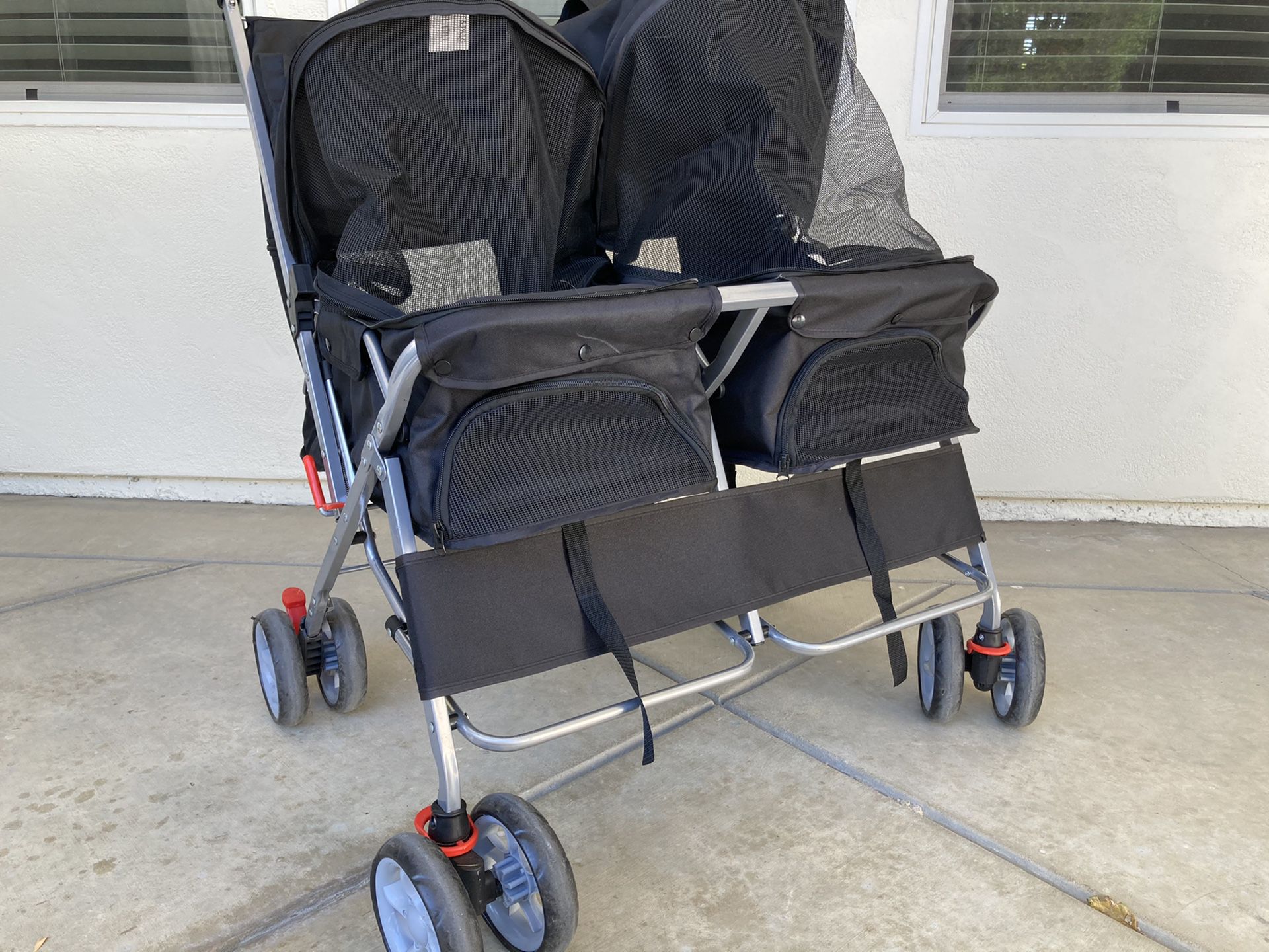 Double stroller for pet