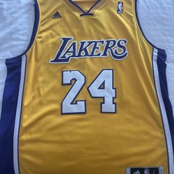 Lakers 24 kobe bryant Jersey. 