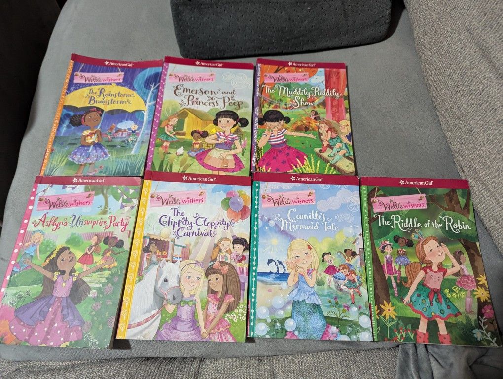Wellie Wisher American Girl Book Lot 7 Books