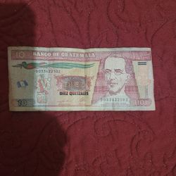 10 Quetzales Guatemalan Note 2013