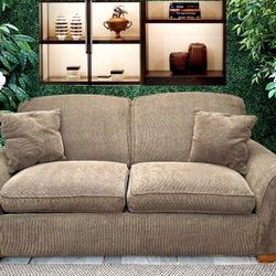 Lee Industries Brown Sleeper Couch (Free Delivery 🚚)