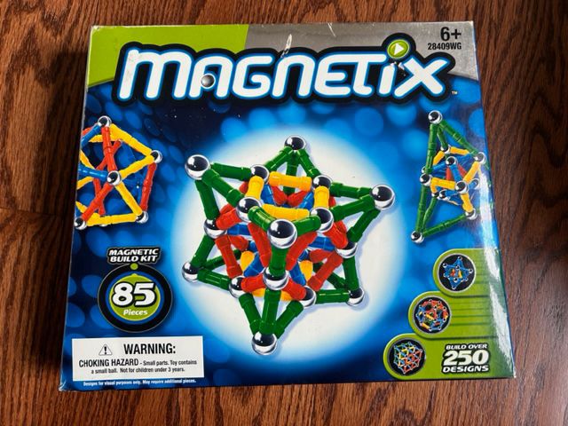 Magnetix - Magnetic Build Kit 100+ Pieces