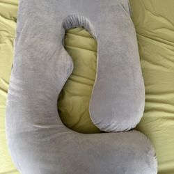 Pregnancy Pillow