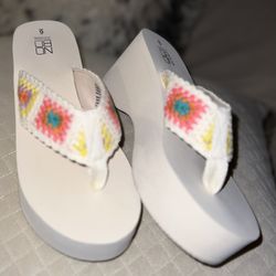 Platform Sandals Size 6