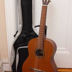 Cordoba C3M solid Cedar Top Classical Guitar & Gigbag