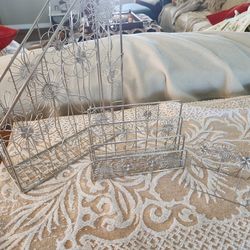 Desk organizer
