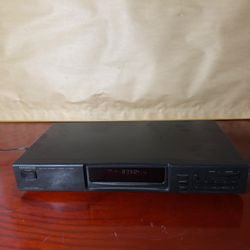 Kenwood KT-595 AM/FM Stereo Tuner