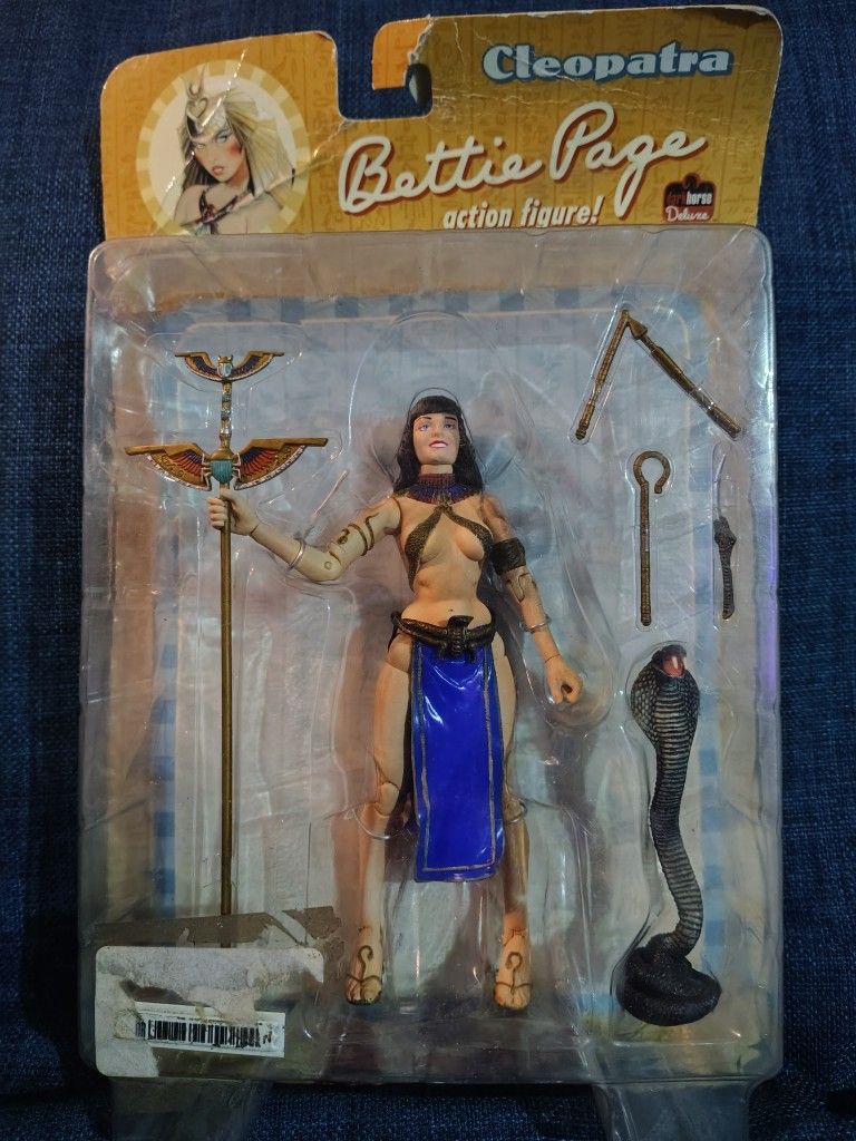 Cleopatra Figure NEW SEALED