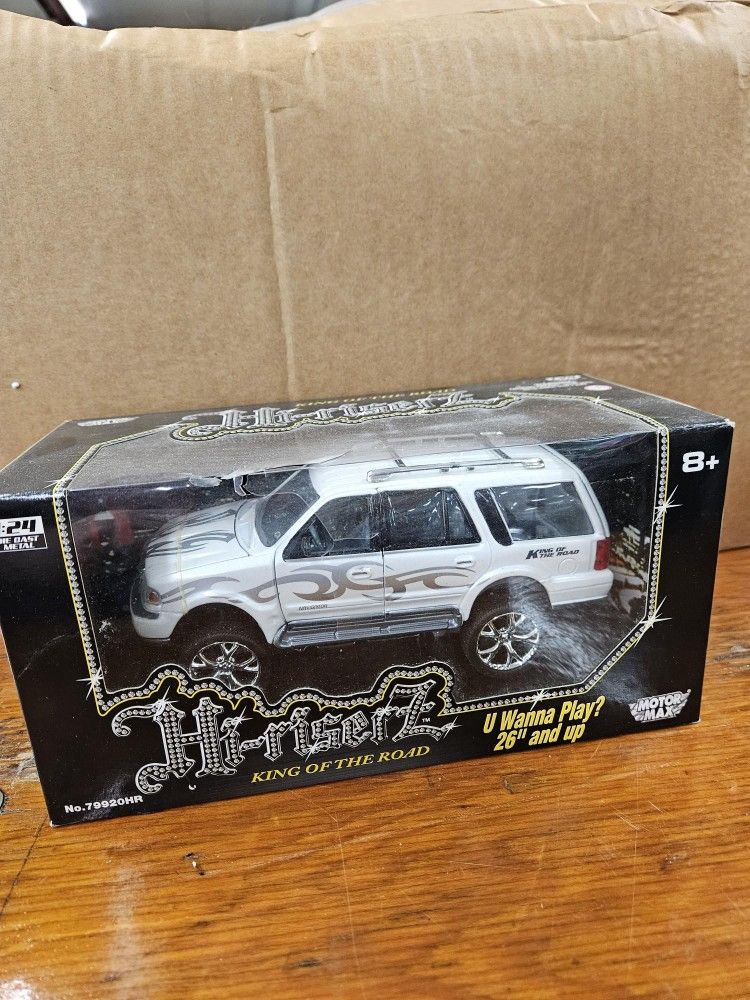 Lincoln Navigator Die Cast Truck