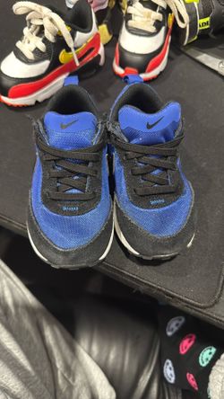 Toddler Nike - Size 7C