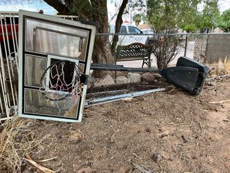 Basketball hoop