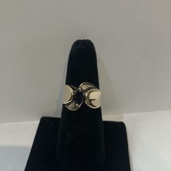 10k gold ring #110827-6 MJ