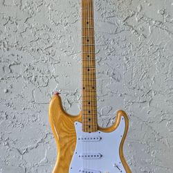 Yamaha SR 500 - Electric guitar stratocaster shape