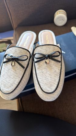 Nautica mules