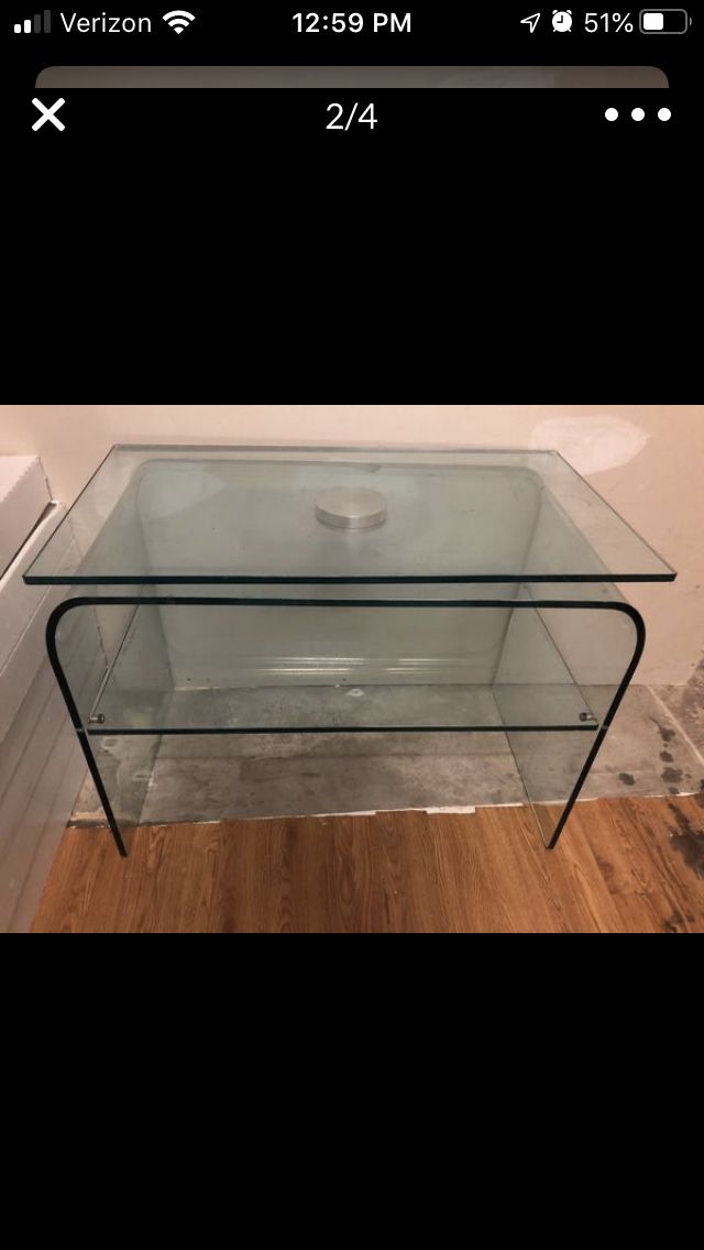 TV table glasses smart very good condition
