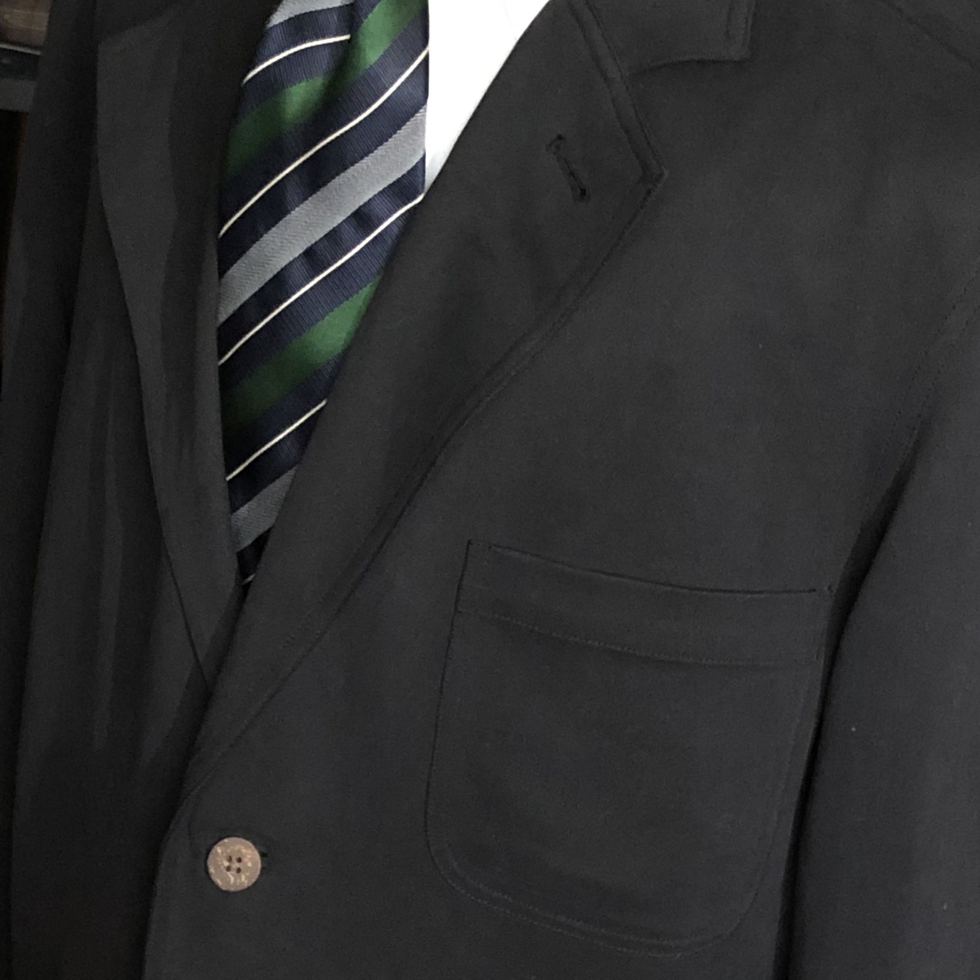 tommy bahama blazer sport coat size L silk black 3 button single vent. 