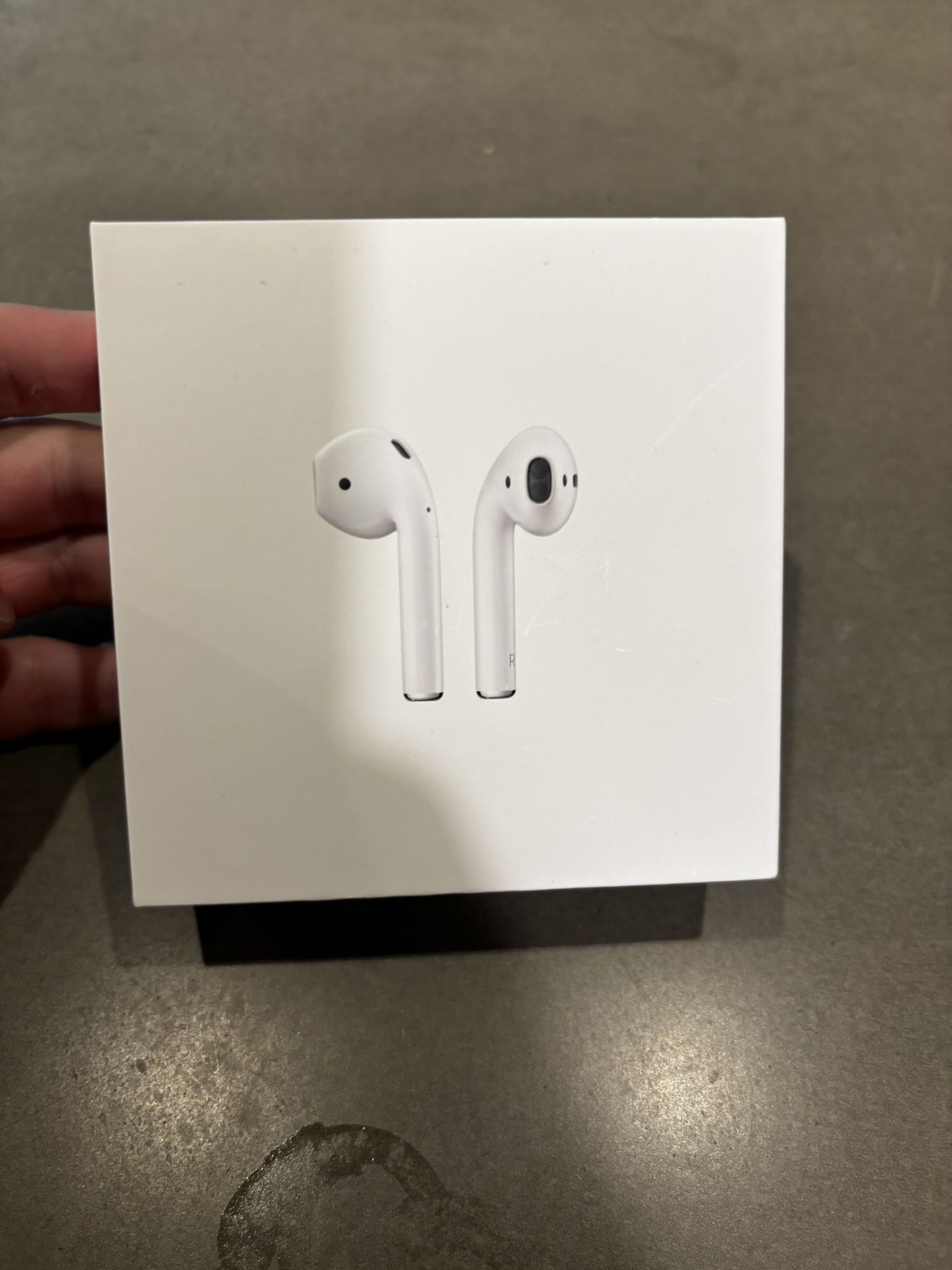 Apple AirPods (2nd Generation)