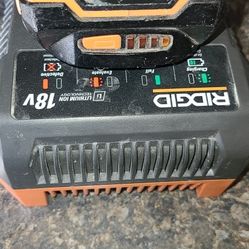 Rigid Lithium Battery & Charger 18v