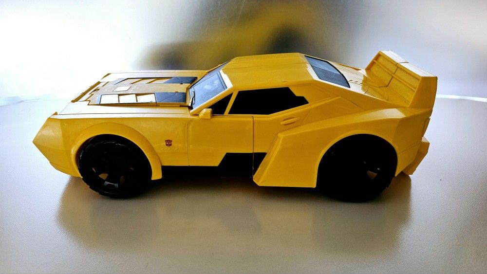 2014 Hasbro Transformers Robots in Disguise Super Talking Bumblebee 20" LRG Car