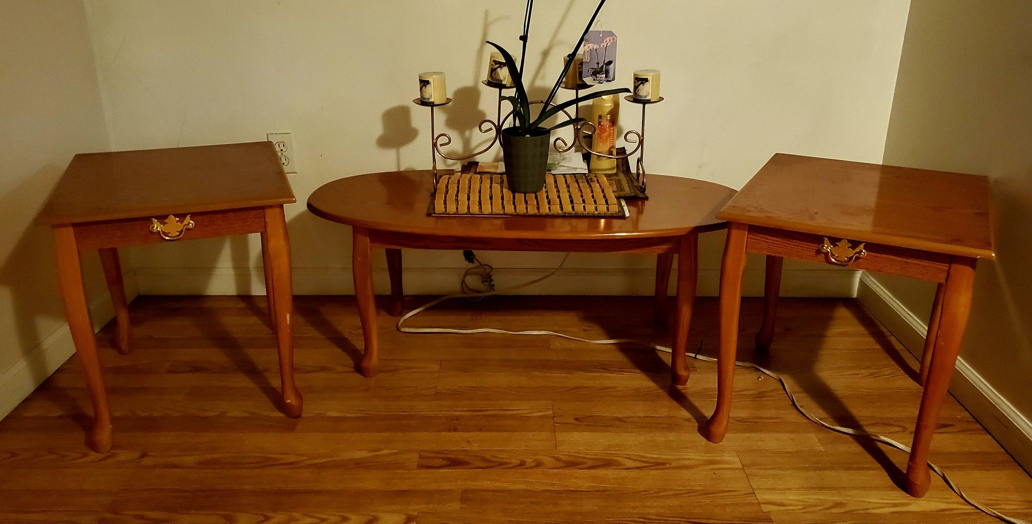 Living room table set