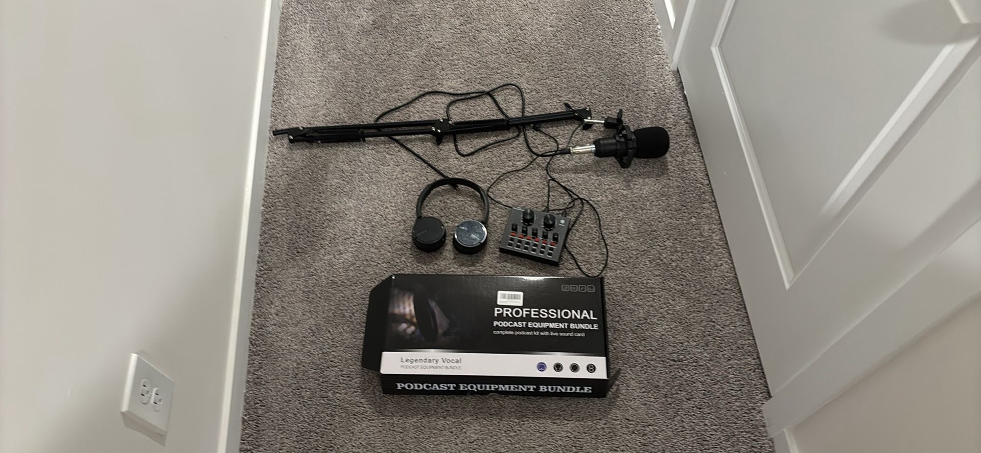Professional Podcast /studio Mic Great Condition
