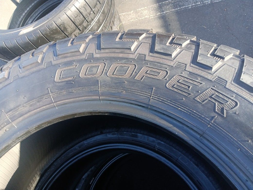 4 Llantas Lt 275 65 R20 Cooper Discoverer