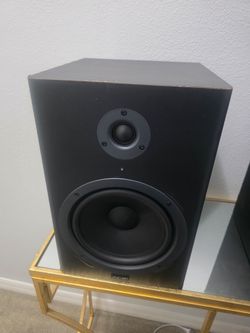 Monitor speakers