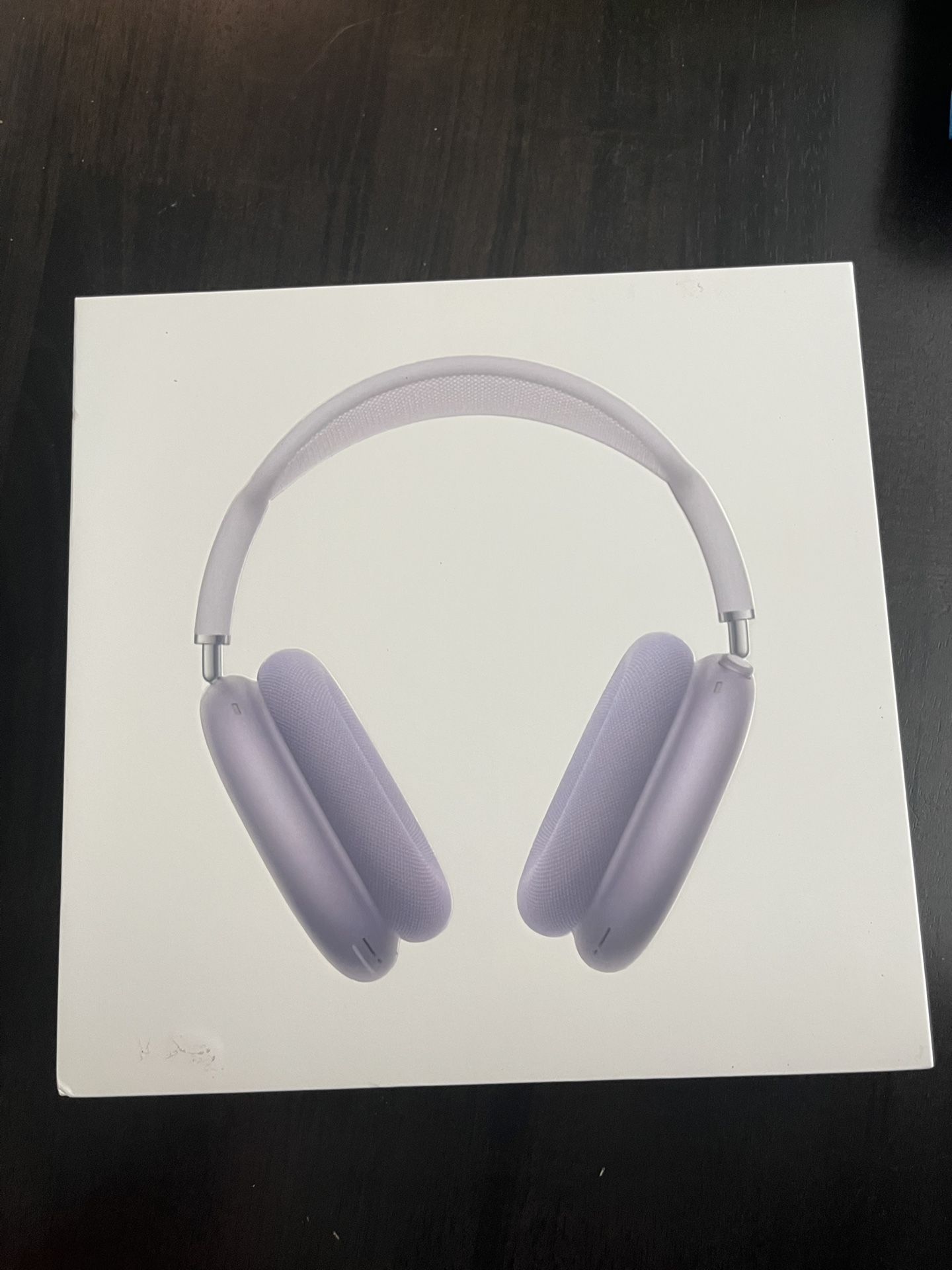 Purple Airpod Maxes