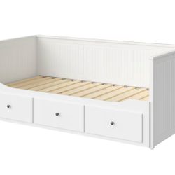 Daybed With 3 Drawers 