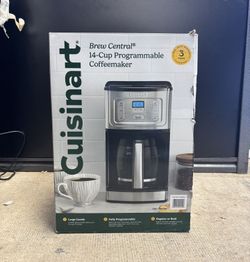 Cuisinart Brew Central 14-Cup Programmable Coffee Maker