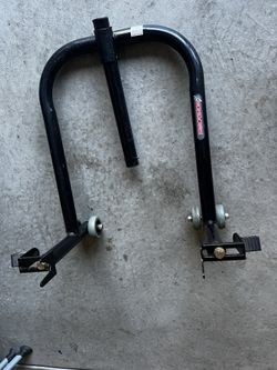 Motorcycle Rear Stance