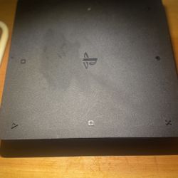 PlayStation 4 Slim 1TB + Controller 