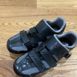 Specialized cycling shoes