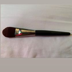 MaryKay Foundation Brush 